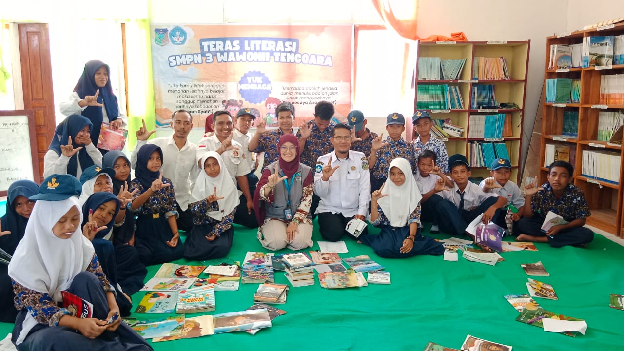 SMPN 3 Wawonii Tenggara Luncurkan Teras Literasi, Dorong Siswa Berpikir Kritis dan Berwawasan Luas